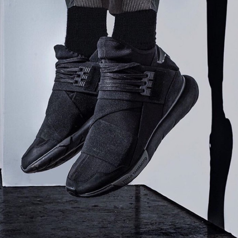 Y3 qasa high triple on sale black