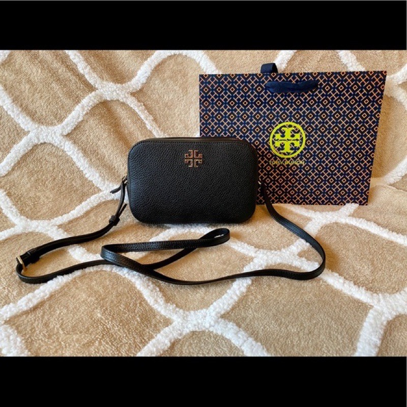 Tory burch large logo round crossbody sale