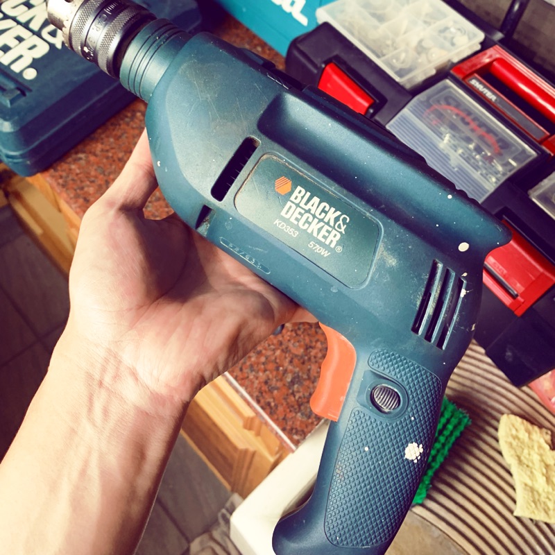 BLACK DECKER 570w