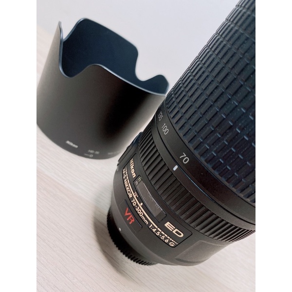 二手// Nikon 尼康AF-S VR 70-300mm f4.5-5.6G ED 變焦望遠鏡頭防手震