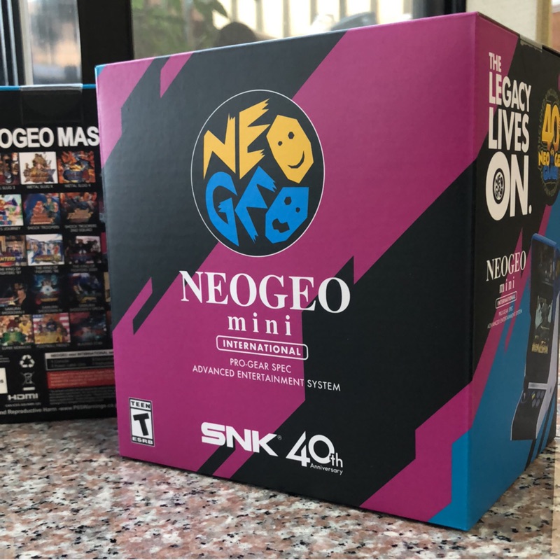 ~完售~ 日本SNK NEOGEO mini 40週年 海外版 國際版 動作類 街機 聖誕 生日禮物