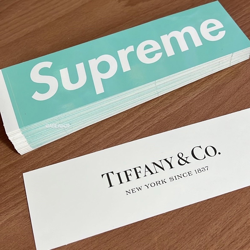 area0439】聯名Supreme Tiffany Box Logo Sticker 蒂芬妮行李箱筆電