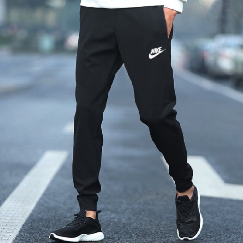 NIKE NSW AV15 JOGGER 861747 010