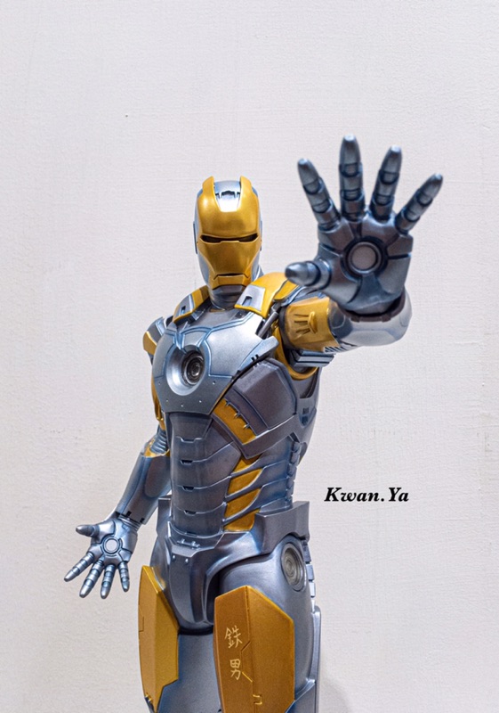 空山基鋼鐵人Hajime Sorayama IronMan 藝術公仔玩具jucegace 空山基鋼鐵人Hajime Sorayama IronMan 藝術公仔玩具jucegace