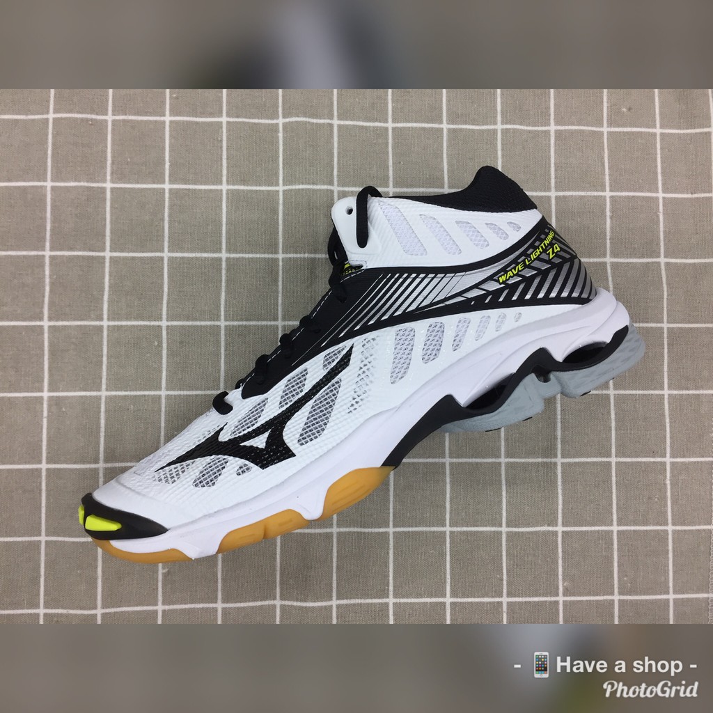 Mizuno wave shop lightning z4mid