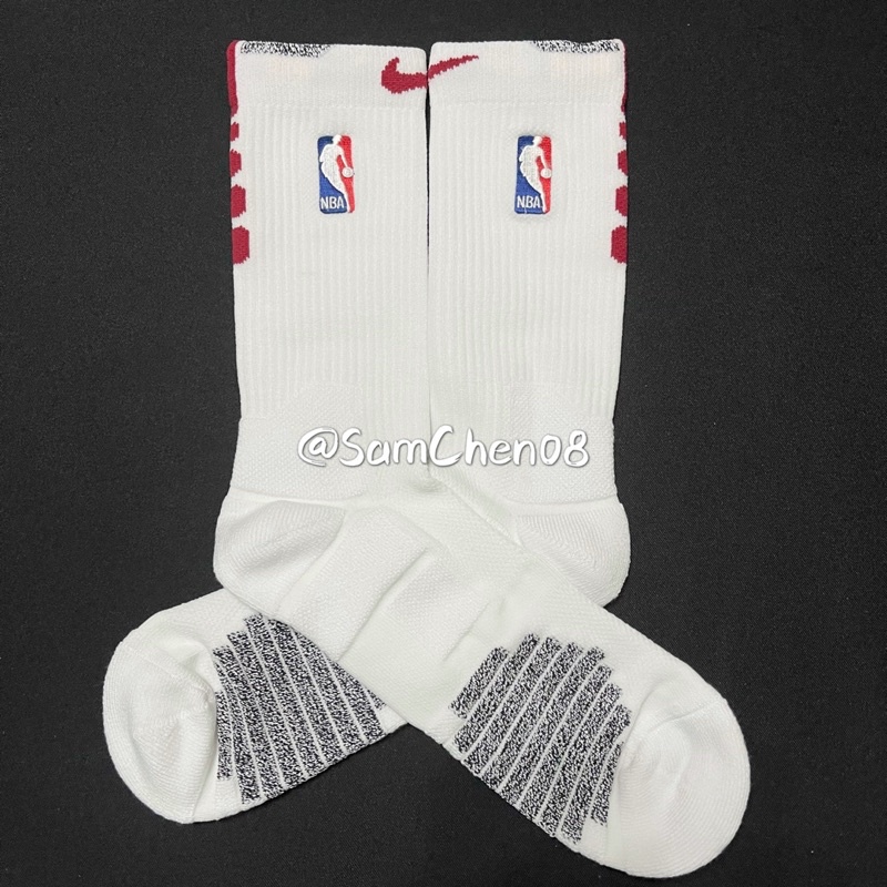 Nike 襪elite socks NBA Power Grip Game issue GI 球員版, 男裝, 手錶及配件, 襪- Carousell