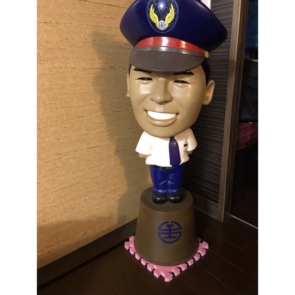 早期大型台鐵先生公仔 | 蝦皮購物