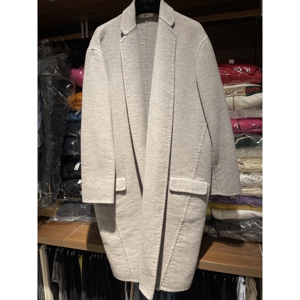 Celine egg store coat