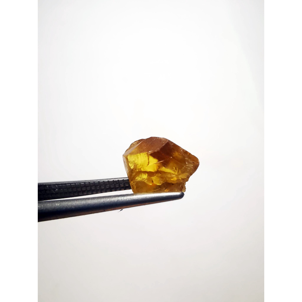 天然榍石(Sphene)原礦...稀有高色散,高折射率,高淨度小原礦...1組有3顆.金工,礦標,線編,收藏~ | 蝦皮購物