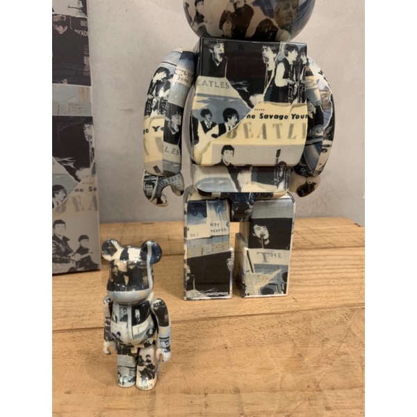 BE@RBRICK 400%+100% 披頭四The Beatles 'Anthology' | 蝦皮購物