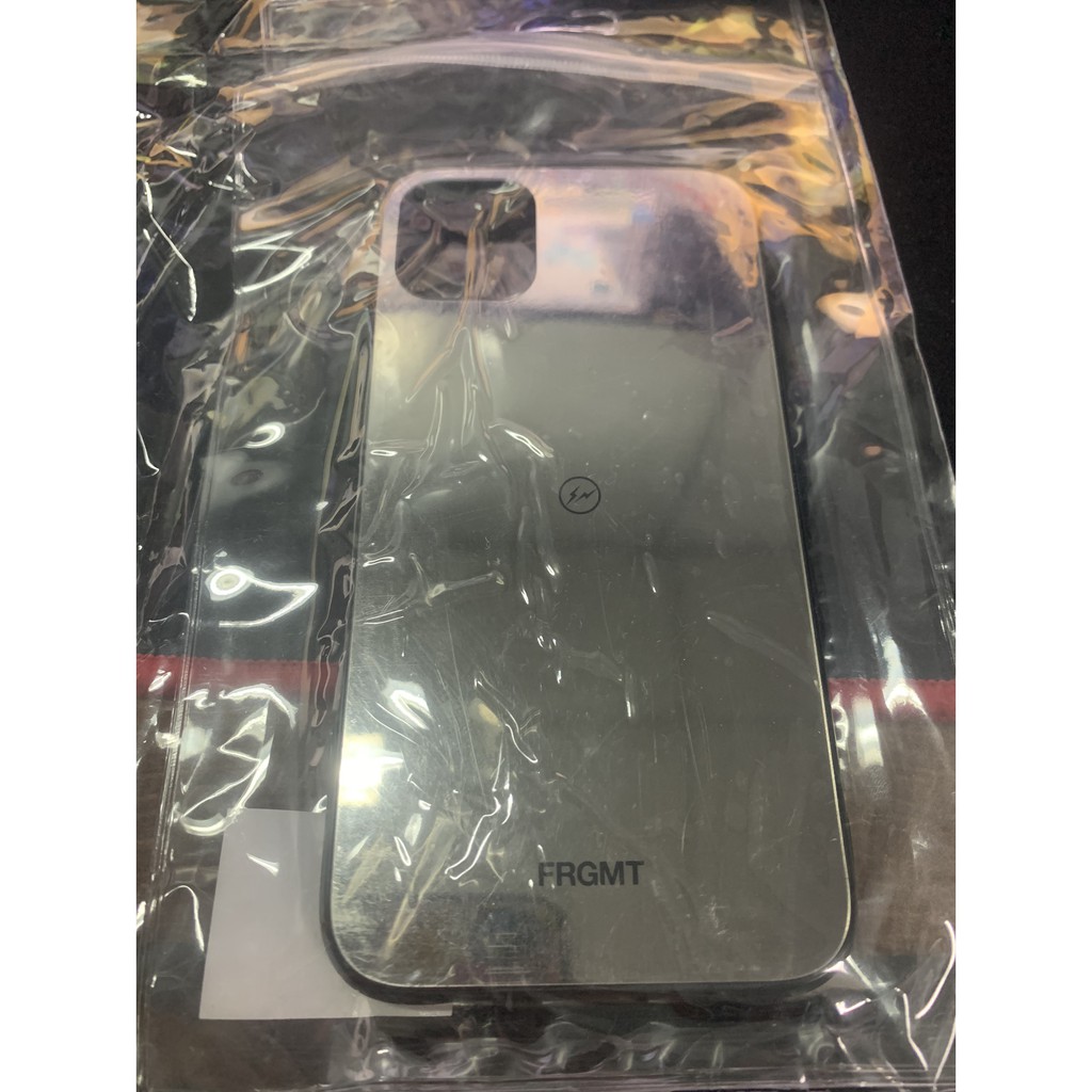 日本fragment design iPhone 11 pro 藤原浩鏡面閃電保護手機殼| 蝦皮購物