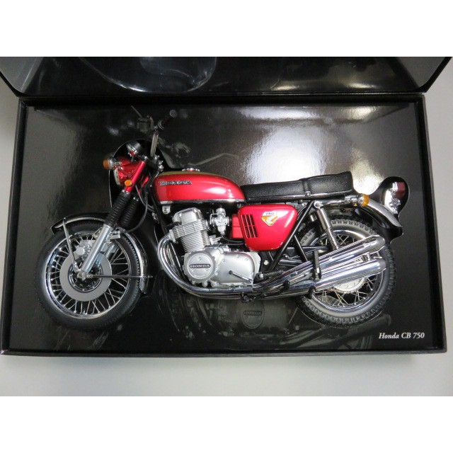 八田元氣小棧:日版新品1/6 MINICHAMPS HONDA CB 750 K0 – 1968 八田元氣小棧:日版新品1/6 MINICHAMPS HONDA CB 750 K0 – 1968