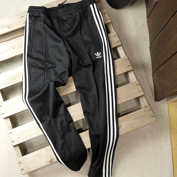 Adidas originals adicolor beckenbauer joggers in outlet skinny fit in black cw1269