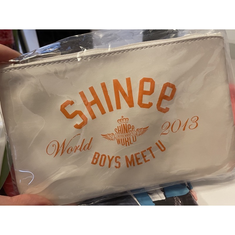 SHINee 2013 日巡BOYS MEET U 零錢包SHINee WORLD | 蝦皮購物