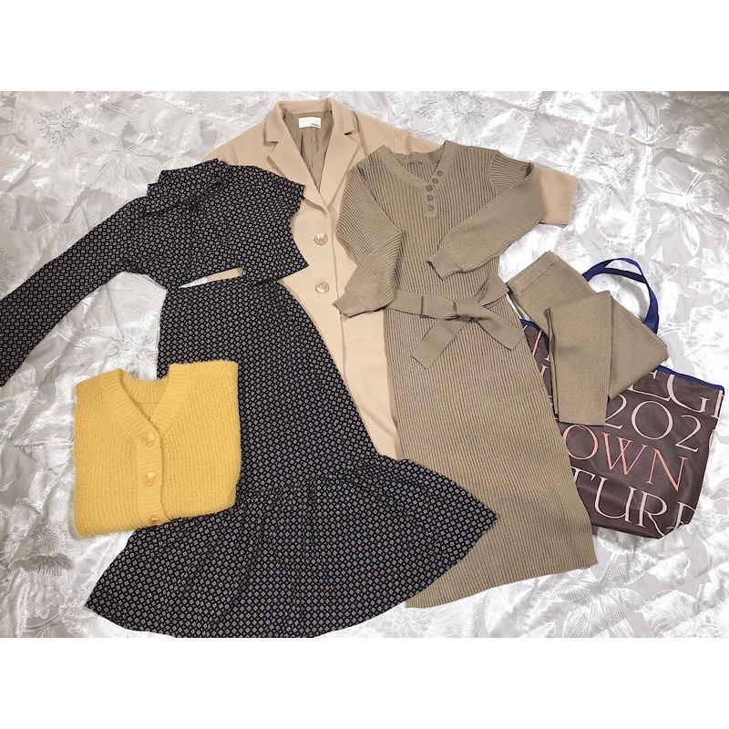 snidel、lily brown 2025福袋 2025福袋開封】派手すぎて着れない服たちに絶望…【SNIDEL / LILY BROWN