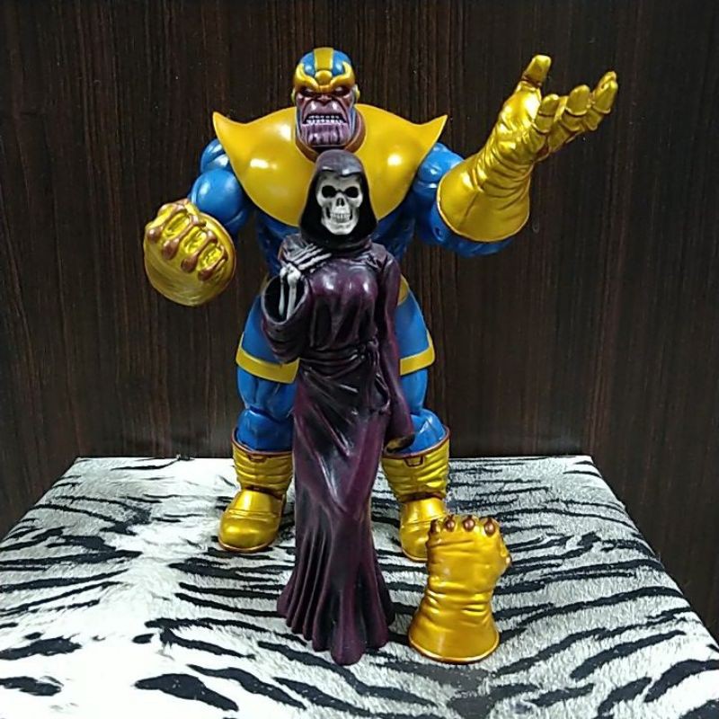 MARVEL SELECT : THANOS & DEATH | 蝦皮購物