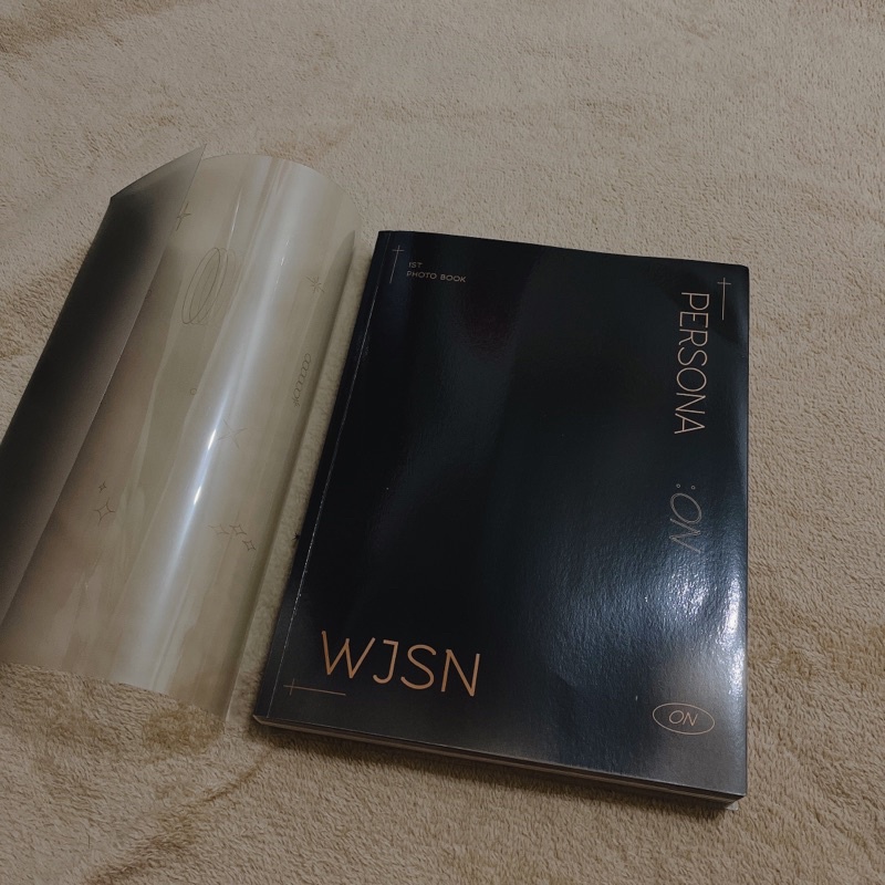 宇宙少女WJSN 1ST PHOTOBOOK ON PERSONA寫真書| 蝦皮購物