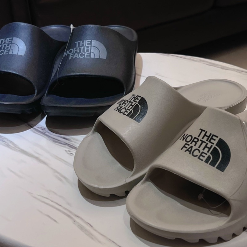 THE NORTH FACE WHIZZY SLIDE