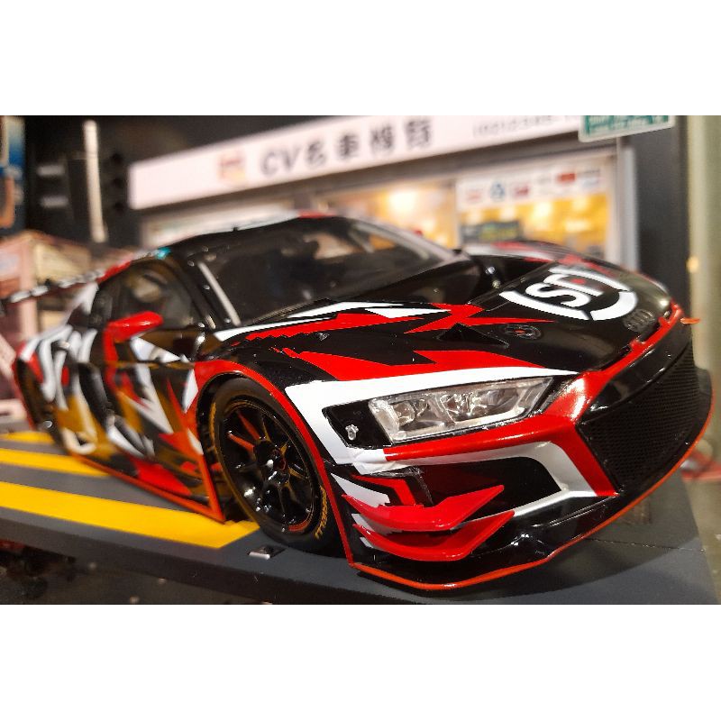 CV名車博覽】🔥新貨優惠🔥 1/18 TINY全球限量999 Audi R8 LMS SF