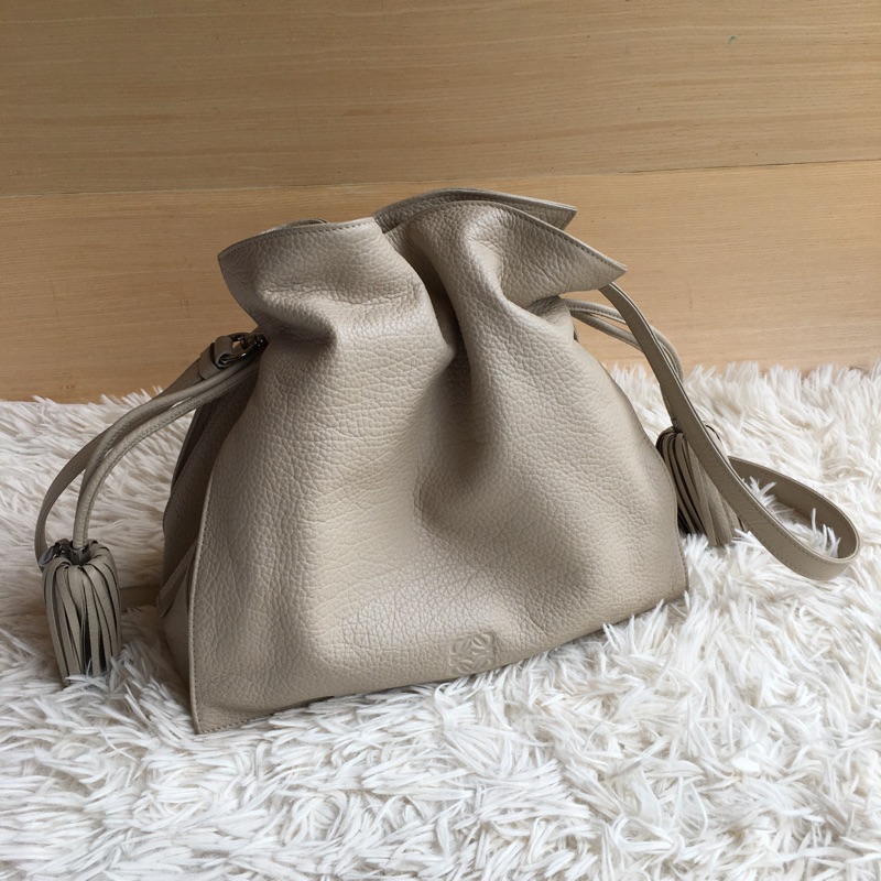 Loewe flamenco tassel discount bag