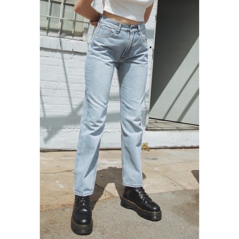 Brandy melville molly hot sale light wash jeans