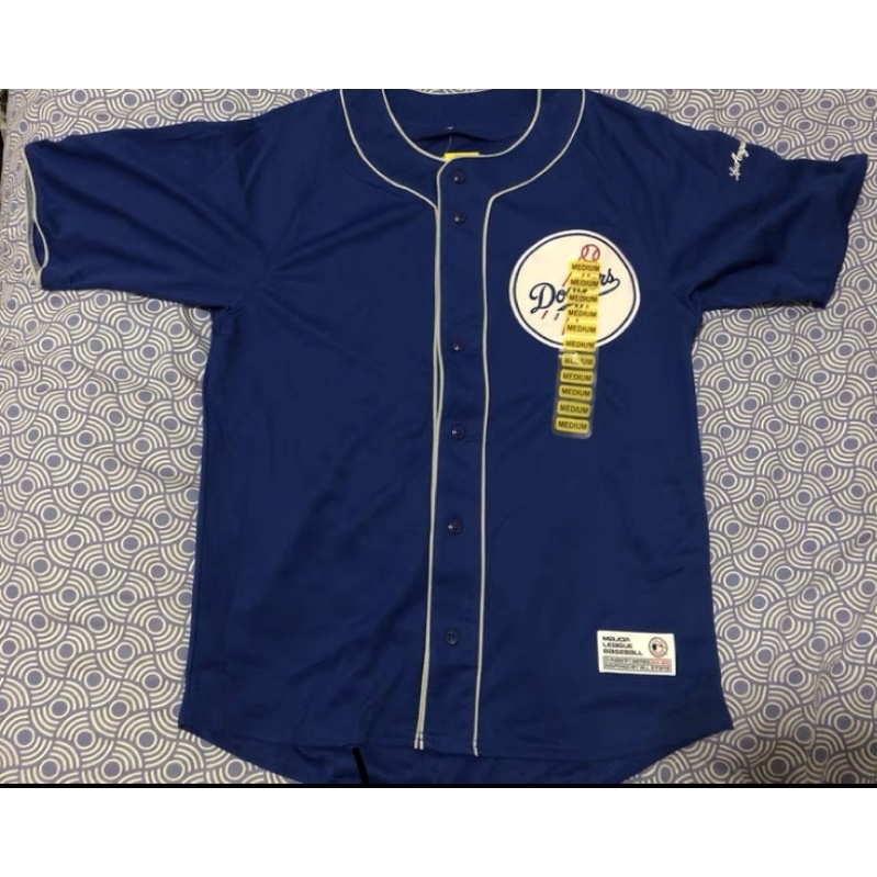 Julio Urias LA Dodgers City Connect Jersey 5/30/2023 SGA Medium