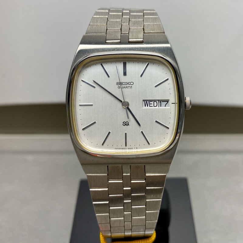 夢幻美品日本製精工錶Vintage SEIKO SQ 古董石英錶8223-5210R 老錶