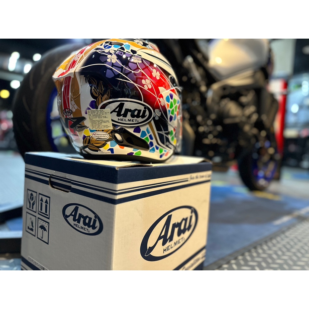Arai VZ-RAM ナカガミGP2 S 新品 NAKAGAMI 中上貴晶 ARAI VZ-RAM NAKAGAMI GP2 日本MotoGP車手中上貴晶，繽紛色彩與