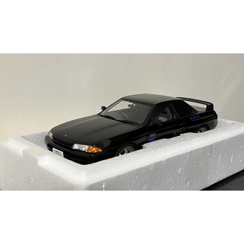 限定下單) Autoart 1/18 頭文字D Nissan Skyline GT-R (R32) 中里毅