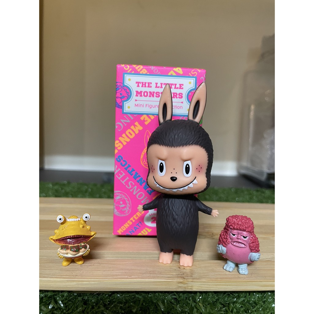 🥚TWIST EGG🥚 『LABUBU 泡泡瑪特 正版』 單款販售 LABUBU 二代 拉布布 小雀斑 how2work | 蝦皮購物