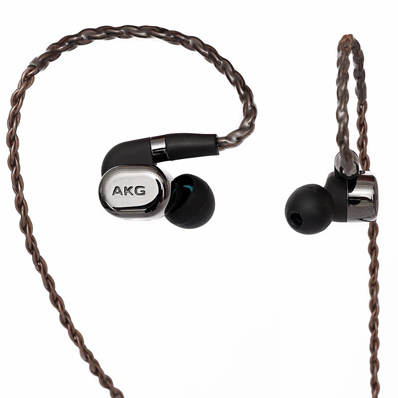 AKG N5005