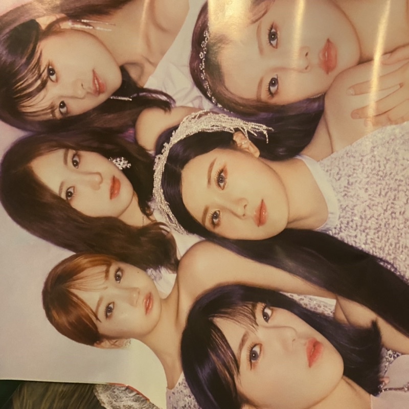 IZ*ONE 海報幻想日記第三張迷你專輯ONEIRIC DIARY 金采源LE SSERAFIM