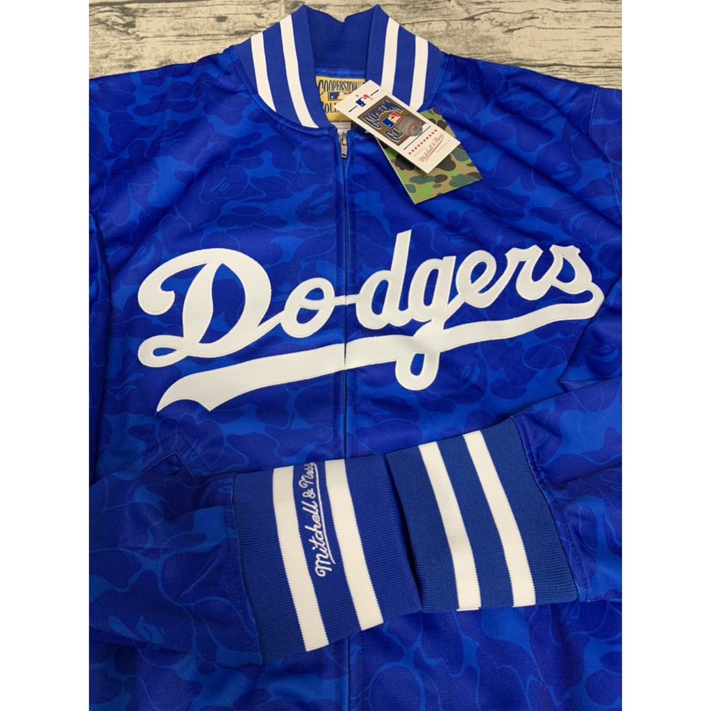 全新BAPE x Mitchell and Ness x Los Angeles Dodgers 道奇棒球外套