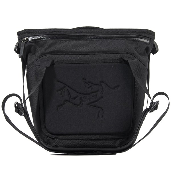 Arc'teryx Arro 8 側背包門市售價3980 9折出售Arro 8 SHOULDER