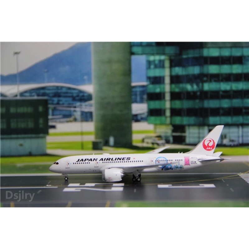 ✈ JC Wings 日本航空 B787-8 哆啦A夢 合金飛機模型 1:400