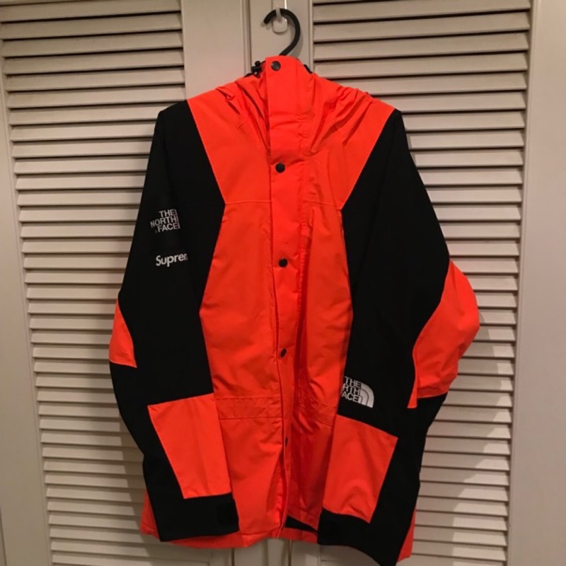 Supreme the north face mountain light jacket outlet orange