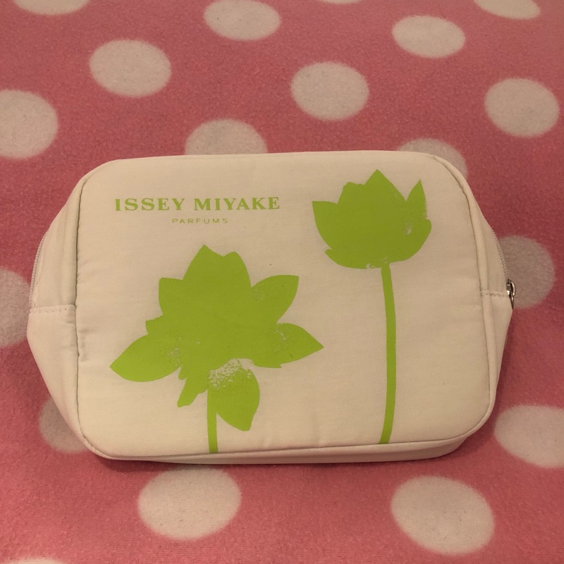 Issey miyake best sale makeup bag