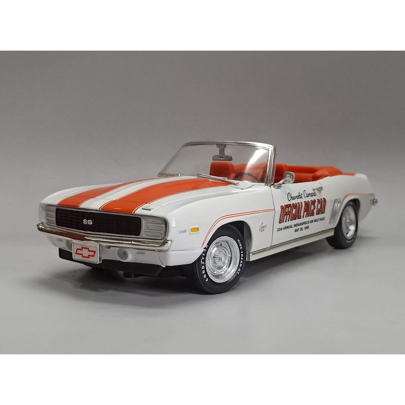 ERTL 1:18(1/18) Chevrolet Camaro SS Convertible 雪佛蘭前導車模型車