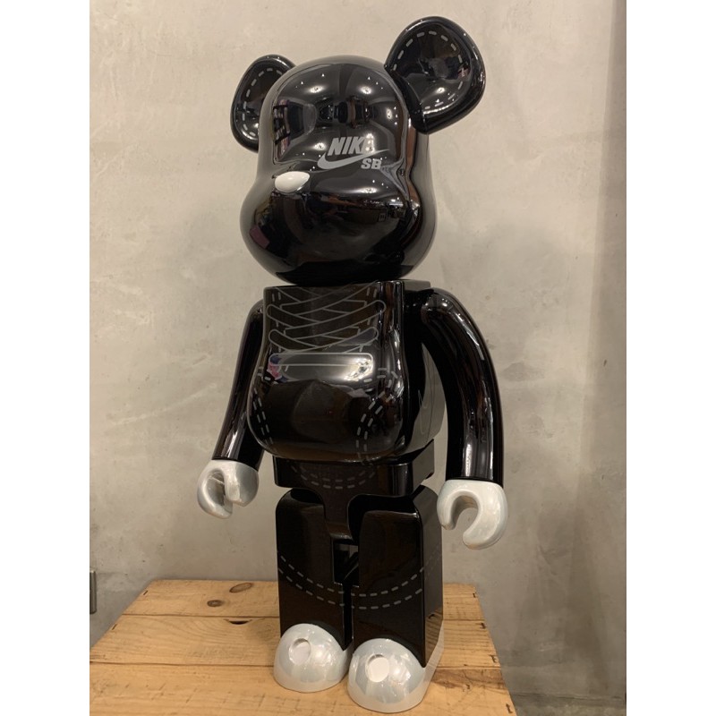 BLACK NIKE SB 1000% 2020 新品未開封BE@RBRICK BLACK NIKE SB 1000% 2020 新品未開封BE@RBRICK