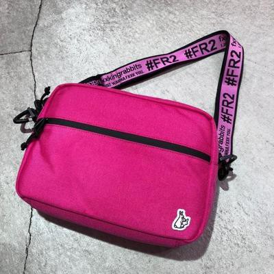 バッグ FR2 fxxking rabbits shoulder bag pink 全新限量品免運FR2 FXXKING RABBITS Shoulder Bag 小包包包側背包黑色