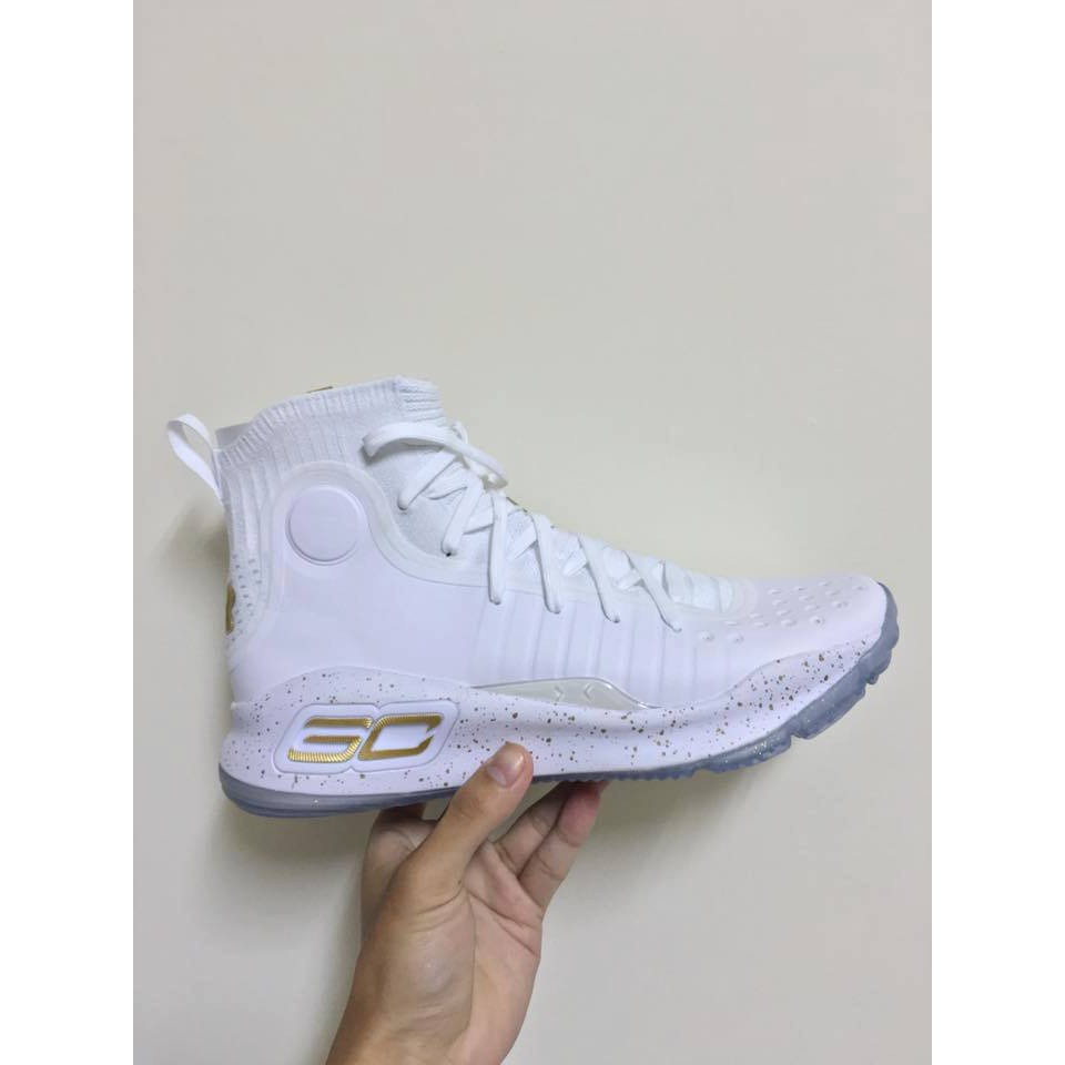 Curry white and on sale gold