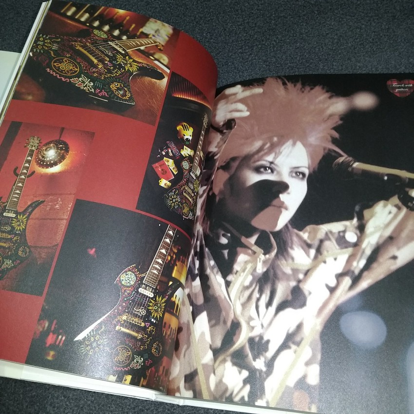 hide Official book***【Pinky Promise】 : stray c@ts fever