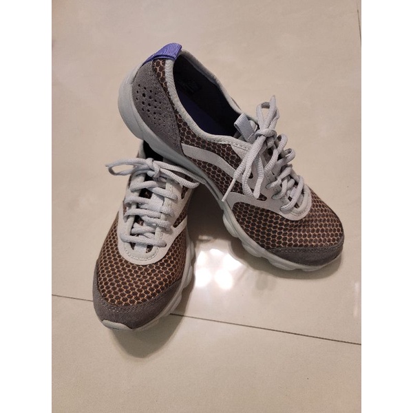 Easy spirit e360 reinvent walking shoes clearance