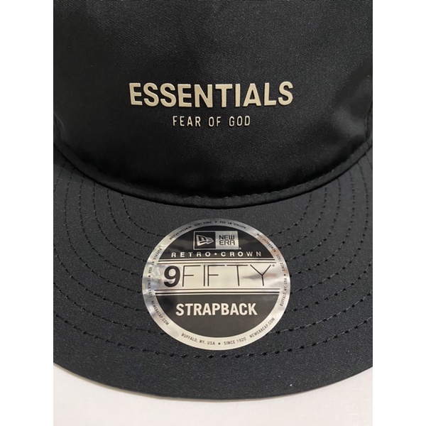 𝗜𝗡𝗦𝗜𝗚𝗛𝗧_𝟵𝟰】Fear of God Essentials x NEW ERA cap 黑底奶油