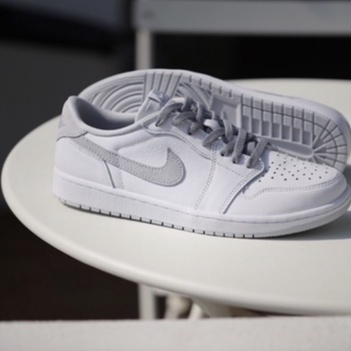 Focus Store】 Air Jordan 1 Low OG Neutral Grey 灰白CZ0790-100