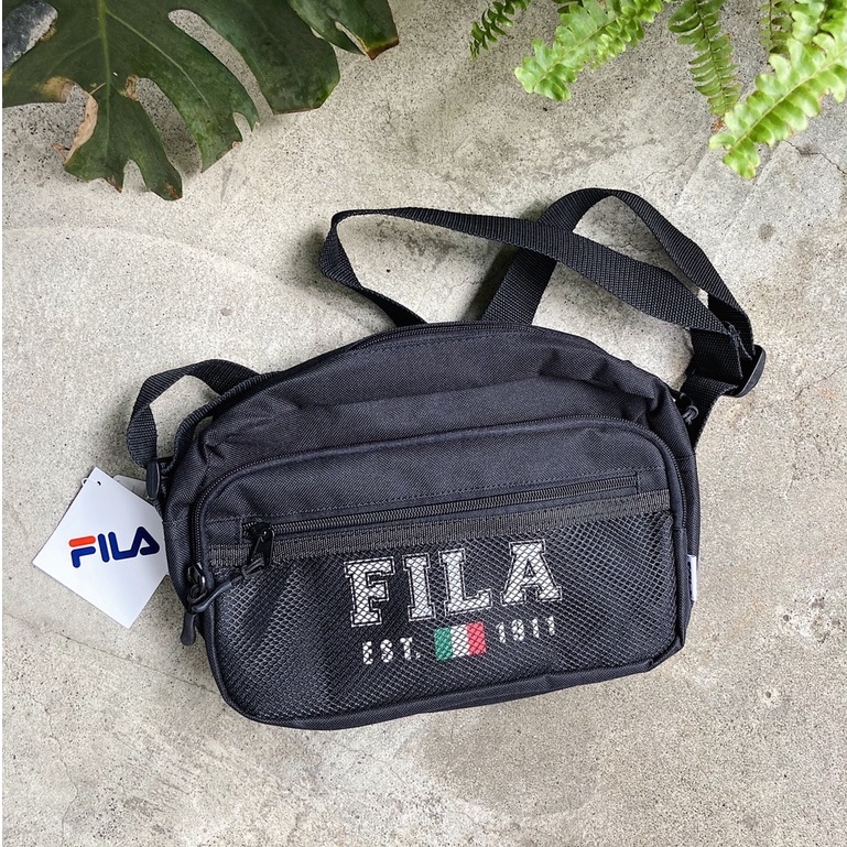 Fila wego deals shoulder bag