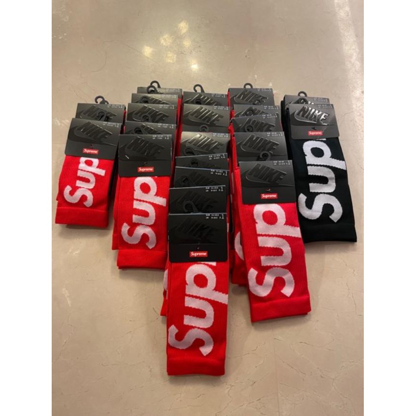 現貨SUPREME X NIKE LIGHTWEIGHT CREW SOCKS 黑紅聯名款長襪| 蝦皮購物