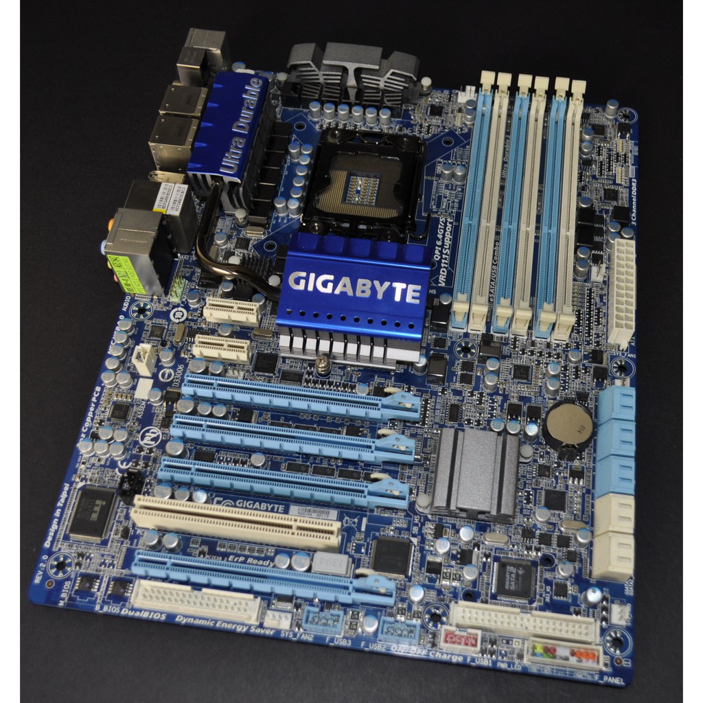 GA X58A UD3R Rev. 1.0 1366 X58 DDR3 SATA3 USB3.0 P6T