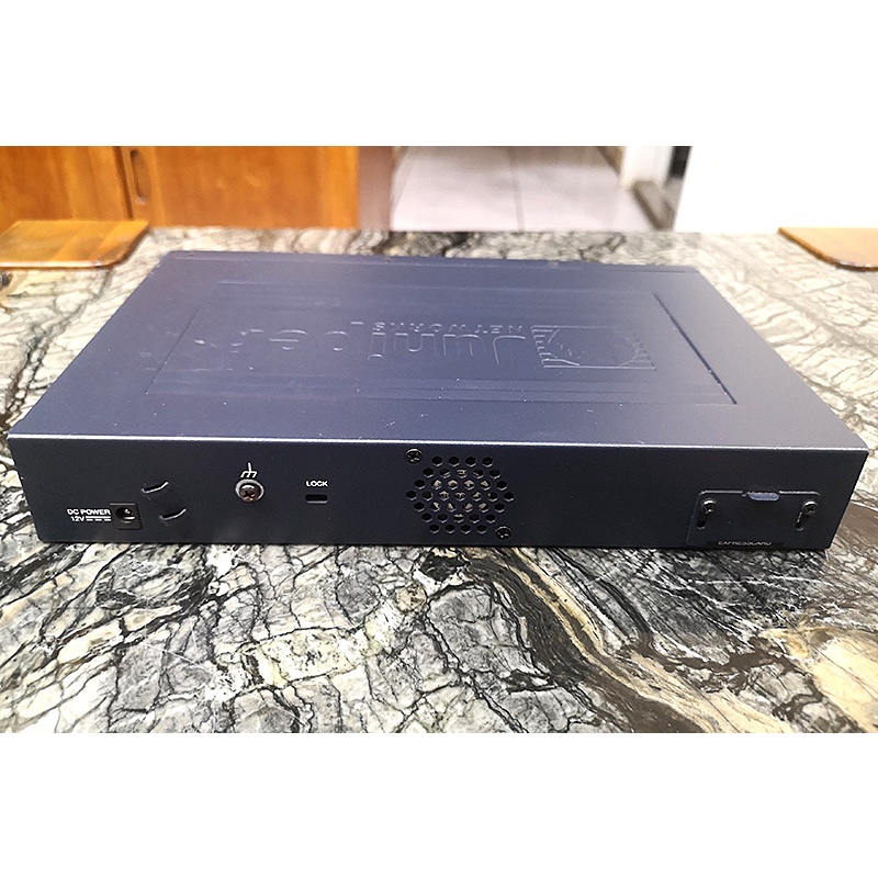 JUNIPER SRX 210 Services Gateway防火牆安控認證閘道器| 蝦皮購物