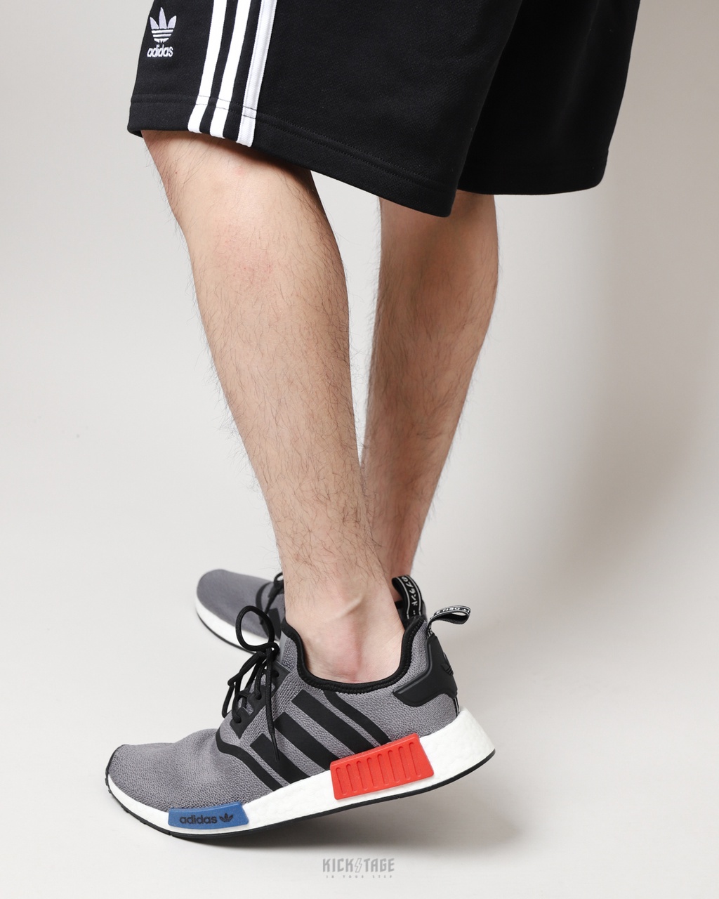 ADIDAS ORIGINALS NMD R1 BOOST GZ7924